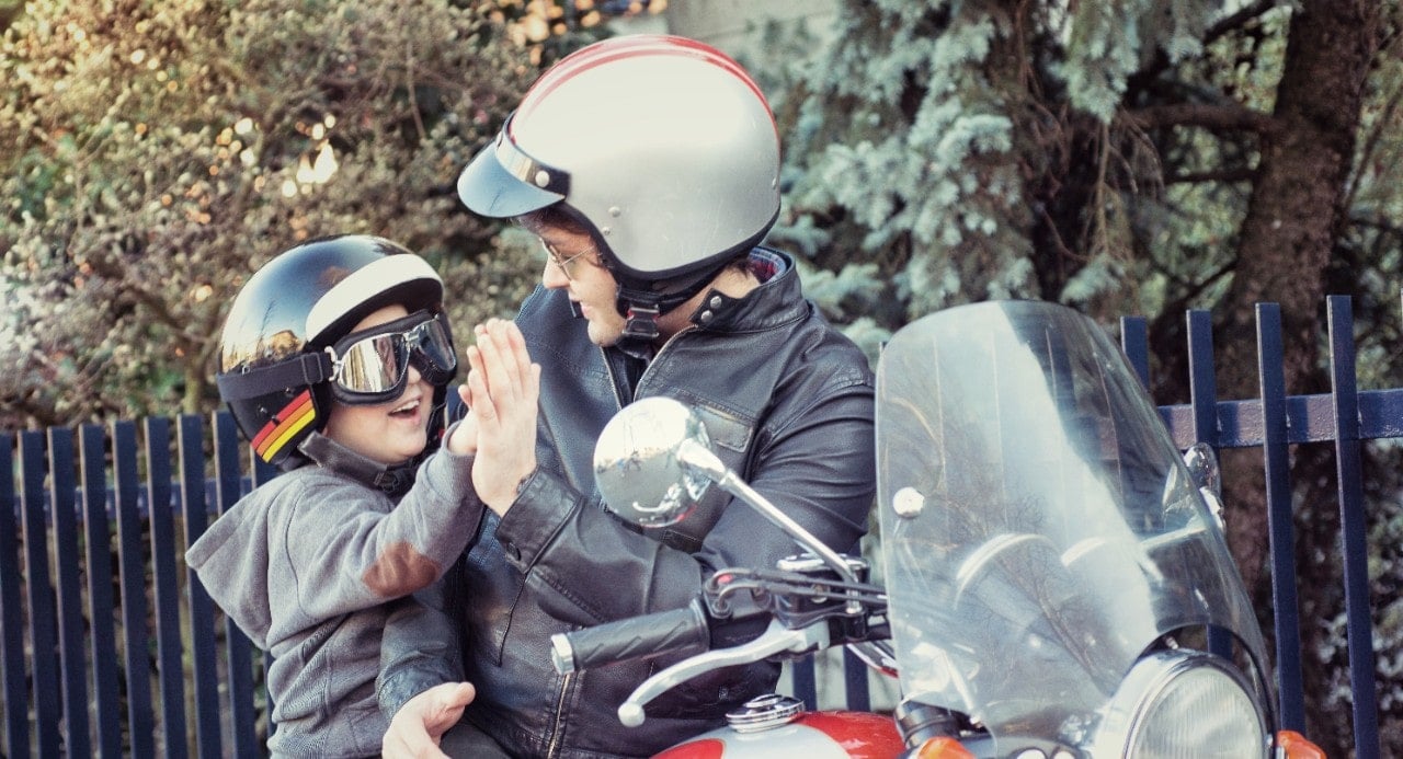 découvrez le tarif moyen de l'assurance moto à la réunion et trouvez la meilleure offre pour assurer votre moto avec notre comparateur en ligne.
