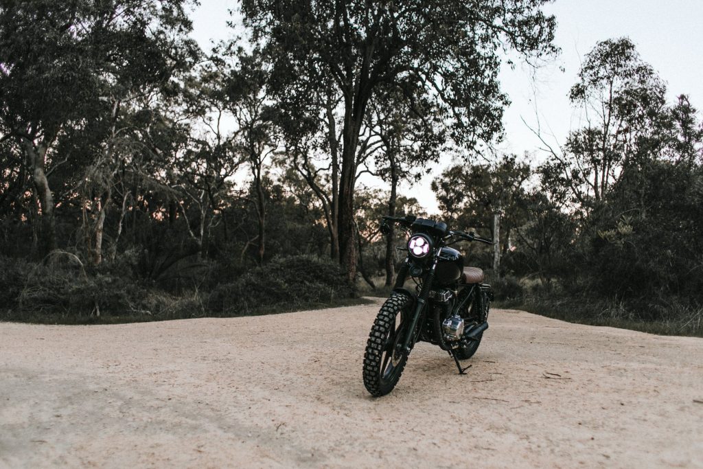 trouvez le tarif moyen de l'assurance moto à la réunion et comparez les offres pour économiser sur votre assurance deux-roues.