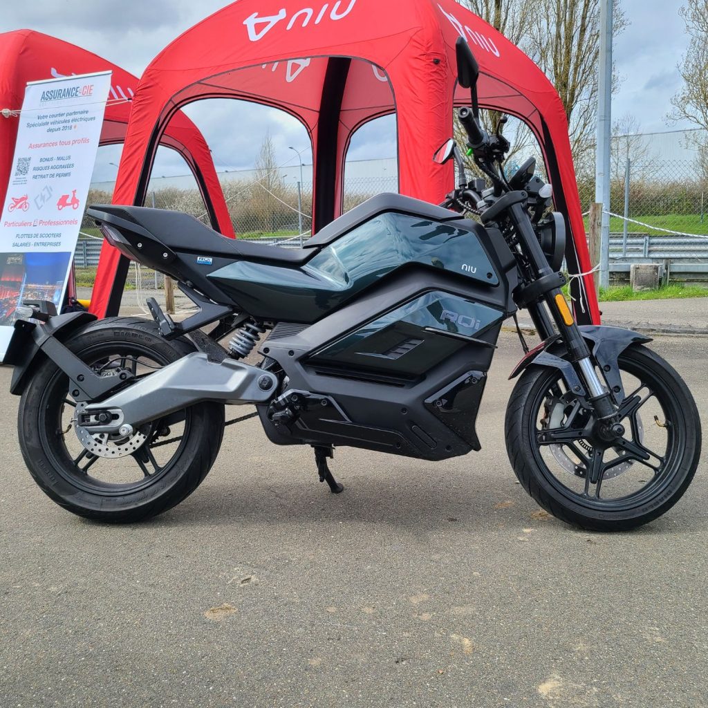 découvrez le prix moyen des motos en france. comparez les différentes gammes et marques pour trouver le modèle qui correspond à votre budget et à vos besoins. informez-vous sur les coûts d'entretien et d'assurance pour mieux évaluer votre investissement.