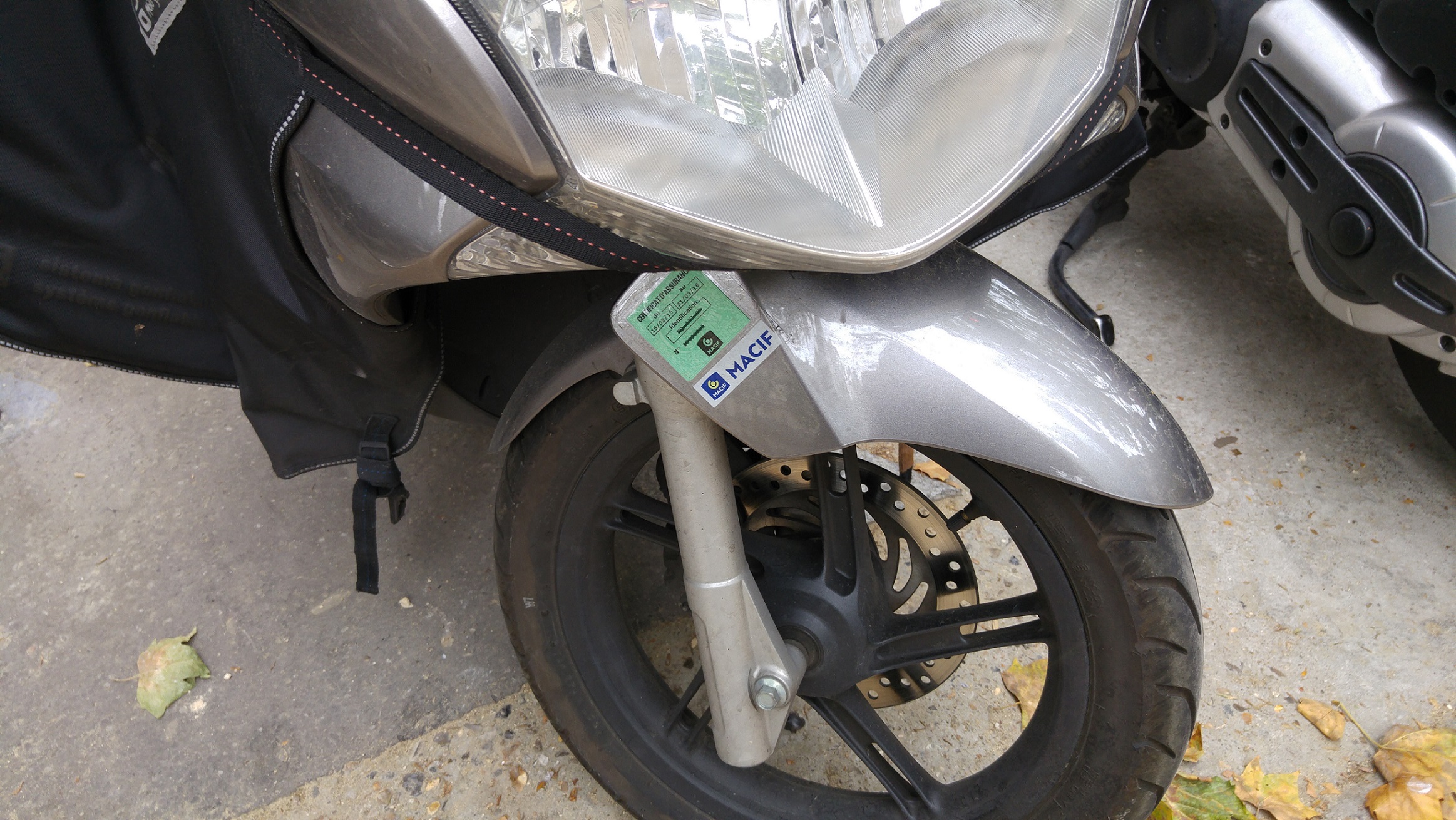découvrez nos offres d'assurance moto et scooter adaptées à vos besoins. protégez votre véhicule avec des garanties complètes et un service client réactif. comparez les tarifs et trouvez l'assurance idéale pour rouler en toute sérénité.