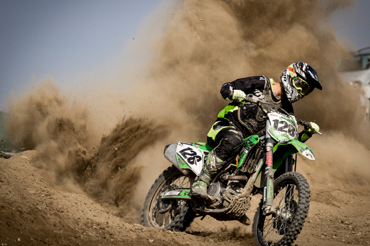 découvrez les prix des assurances pour moto-cross et trouvez la couverture idéale pour votre véhicule tout-terrain. comparez les offres des assureurs et protégez votre passion à un tarif compétitif.