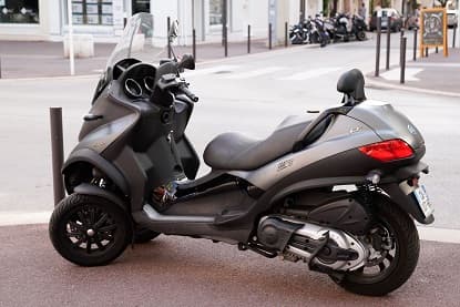 découvrez les tarifs compétitifs des assurances pour scooters électriques. comparez les offres et trouvez la meilleure couverture adaptée à vos besoins pour circuler en toute sécurité.