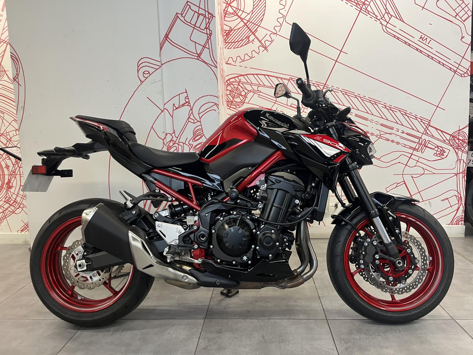 découvrez nos comparatifs et astuces pour le prix de l'assurance de votre kawasaki z900. obtenez les meilleures offres pour protéger votre moto en toute sérénité.