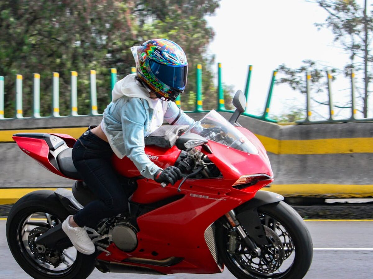 découvrez les meilleurs prix pour l'achat de motos. comparez les offres, trouvez les modèles qui vous conviennent et bénéficiez de conseils d'experts pour faire le bon choix. ne manquez pas nos promotions exclusives et démarquez-vous sur la route !