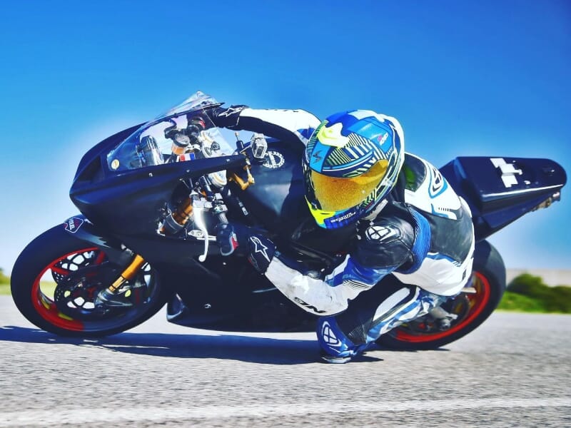 découvrez les meilleurs prix des motos sur le marché ! comparez les offres, trouvez des modèles adaptés à votre budget et profitez de conseils d'experts pour faire le choix parfait. ne manquez pas les promotions et réductions actuelles sur votre moto idéale.