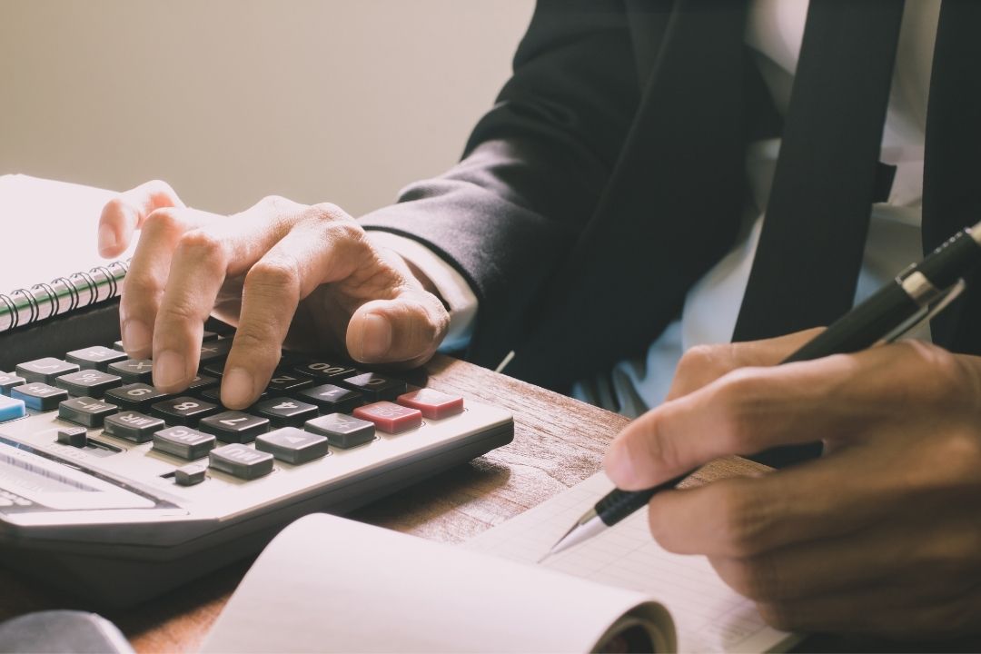 découvrez comment calculer facilement votre bonus moto et maximiser vos économies sur votre assurance. suivez nos conseils pratiques et obtenez des estimations précises pour votre prime.
