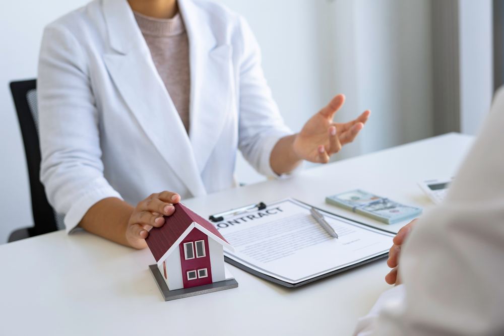 découvrez nos offres d'assurance habitation en avril ! protégez votre logement avec des garanties adaptées à vos besoins et profitez de conseils experts pour choisir la meilleure couverture. obtenez un devis gratuit et sécurisez votre chez-vous dès aujourd'hui.