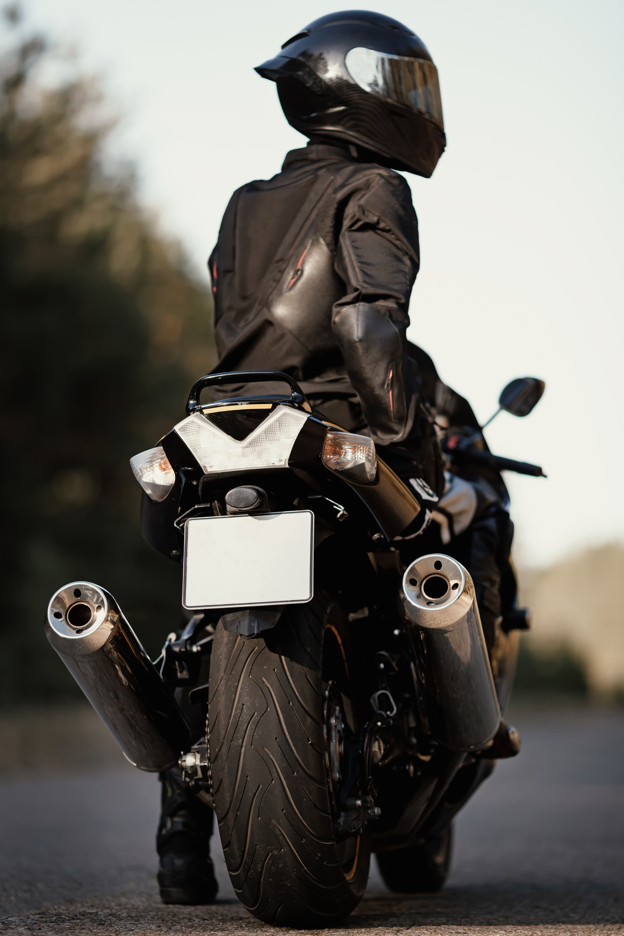 découvrez nos conseils pour choisir la meilleure assurance moto adaptée à vos besoins. protégez-vous et votre véhicule avec des garanties complètes et des options personnalisées.