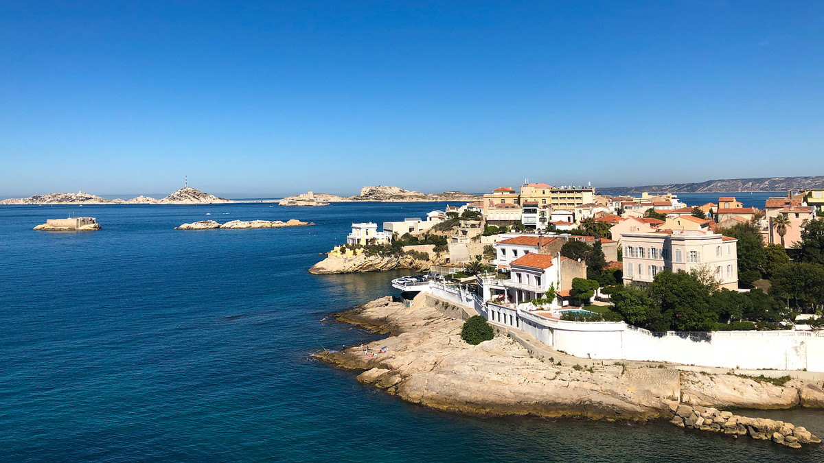 découvrez les meilleures offres d'assurance à marseille pour protéger votre santé, votre habitation et votre véhicule. comparez les tarifs et bénéficiez de garanties adaptées à vos besoins.