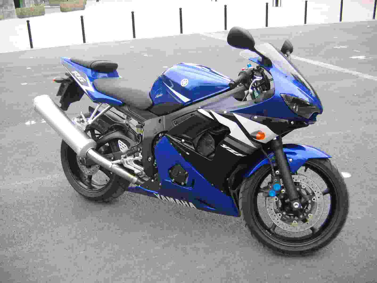 découvrez nos offres d'assurance 50cc pas chère, adaptées à vos besoins et votre budget. profitez d'une couverture complète à un prix avantageux pour circuler en toute sérénité sur votre deux-roues.
