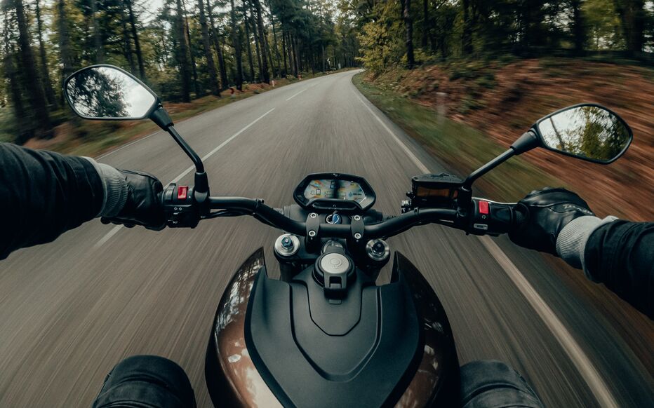 découvrez notre assurance moto économique qui vous offre une protection complète à un prix abordable. profitez de garanties sur mesure et d'un service client réactif pour rouler en toute sérénité.