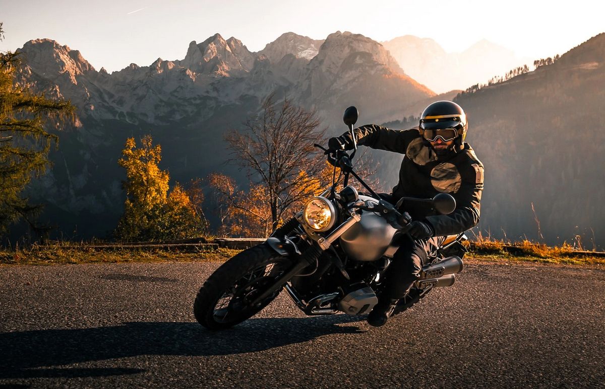 découvrez notre service d'assurance moto en ligne, simple et rapide. profitez de tarifs compétitifs, d'une couverture complète et d'une assistance 24/7. obtenez votre devis en quelques clics et protégez votre véhicule en toute sérénité.