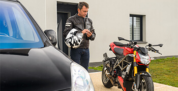 découvrez la maif assurance moto, une couverture sur mesure pour les passionnés de moto. profitez d'options adaptées à vos besoins, d'une assistance 24/7 et d'un accompagnement personnalisé, tout en bénéficiant de l'expertise d'un assureur responsable et engagé.