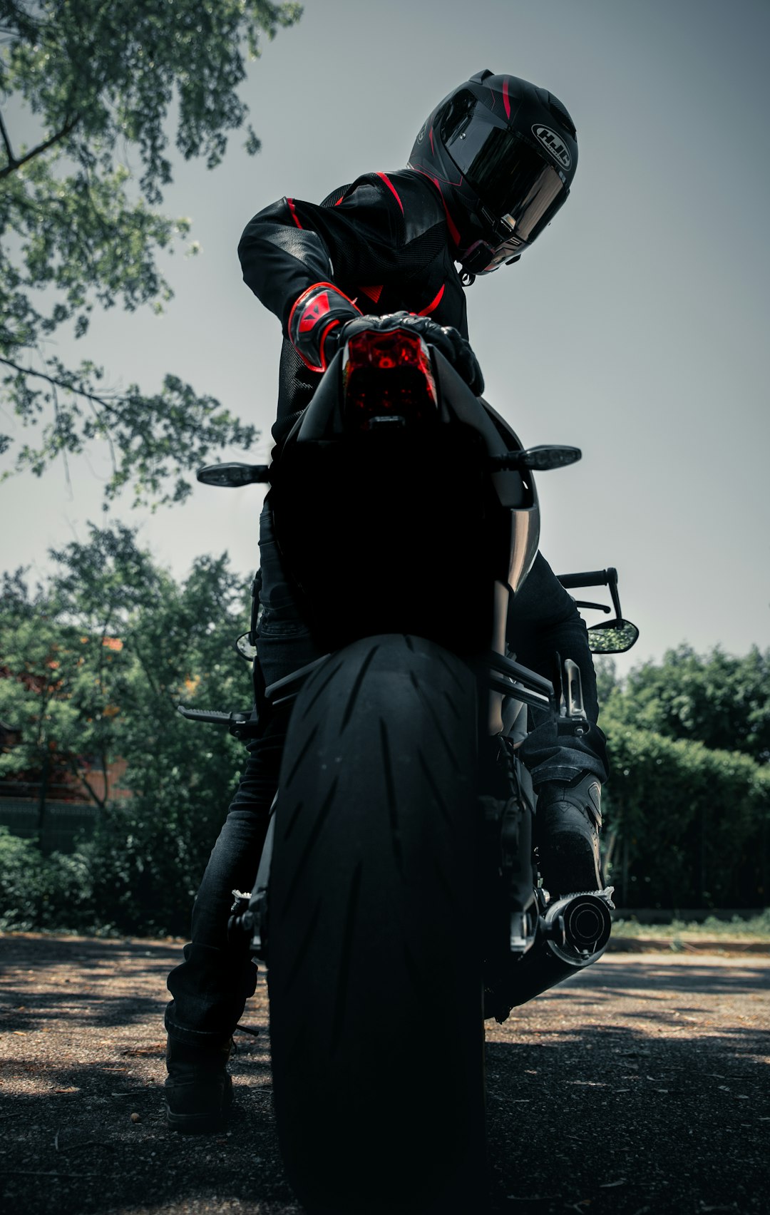 découvrez les avis sur l'assurance moto macif : des retours d'expérience, des témoignages de clients et des conseils pour choisir la meilleure couverture pour votre moto.
