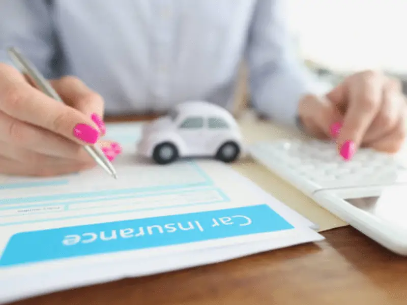 obtenez votre devis d'assurance auto à la réunion en quelques clics ! comparez les offres des assureurs pour trouver la couverture idéale qui répond à vos besoins et votre budget. profitez d'une assurance auto adaptée à votre style de vie.
