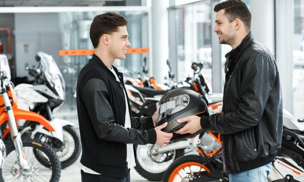 obtenez rapidement des devis personnalisés pour votre mutuelle motards. comparez les meilleures offres et choisissez la couverture qui protège vos besoins spécifiques en tant que motard.