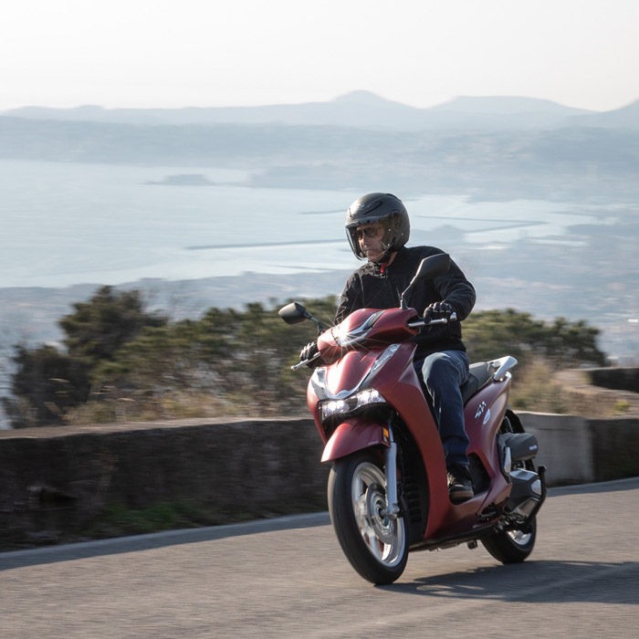 découvrez toutes les informations essentielles sur l'assurance honda : numéros de contact, services proposés et conseils pour votre couverture automobile. assurez-vous de rouler en toute sérénité avec honda.