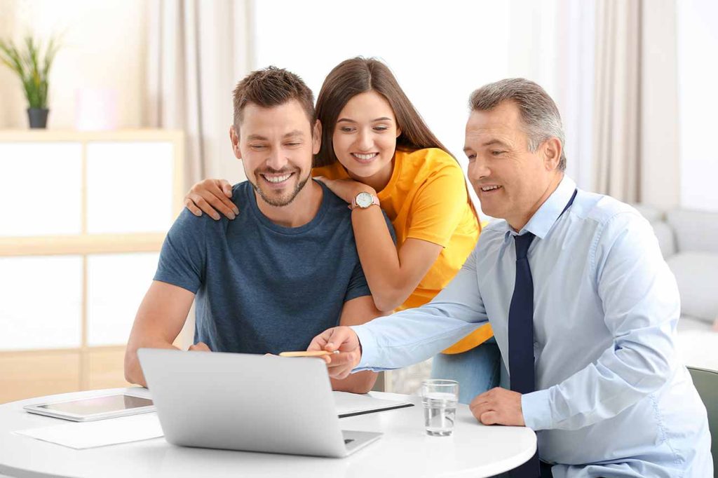 découvrez comment un courtier en assurance spécialisé peut vous aider à obtenir le meilleur tarif et les meilleures conditions pour votre permis de conduire. profitez d'un accompagnement personnalisé et des conseils d'experts pour naviguer dans le monde de l'assurance auto.