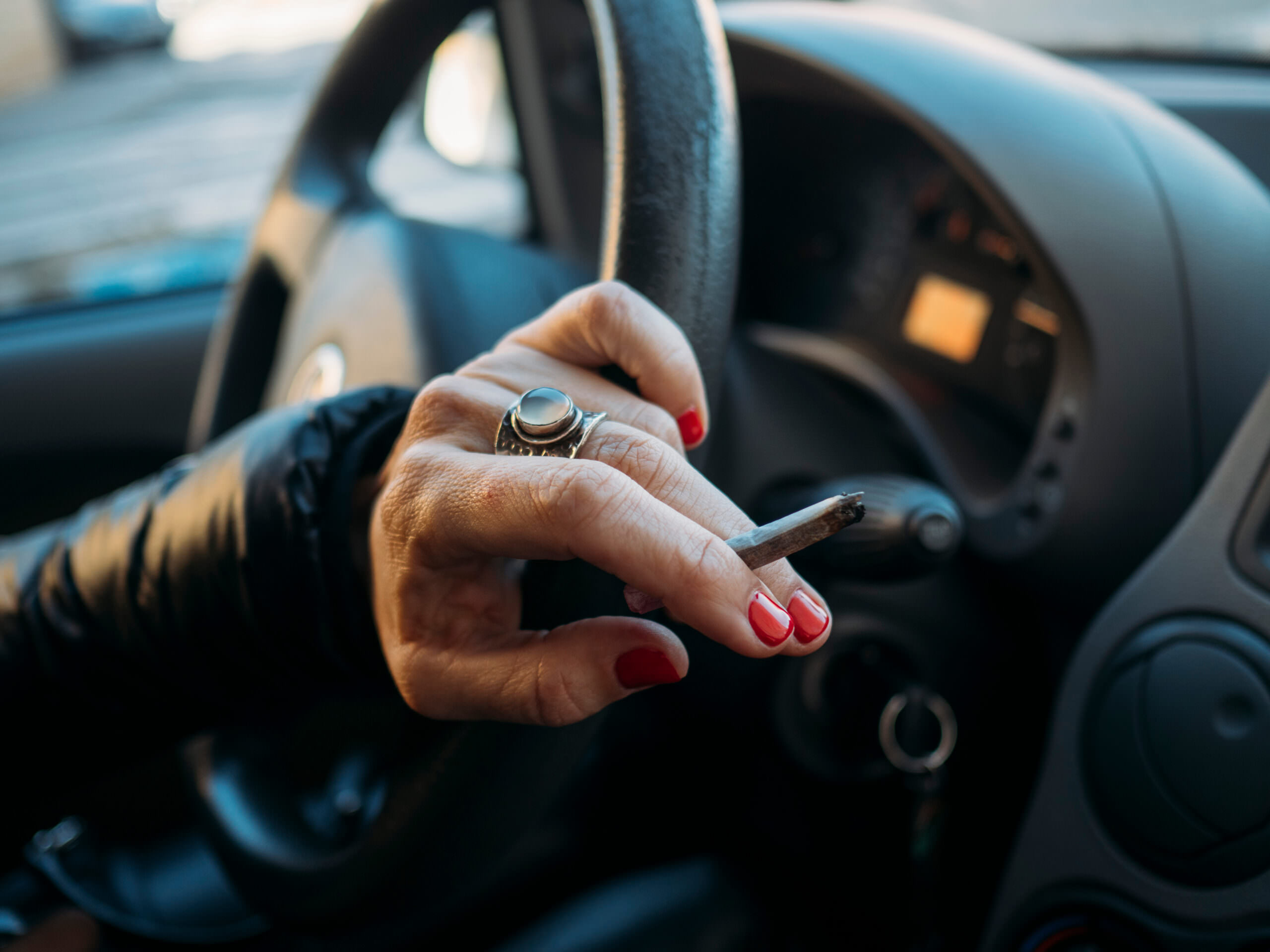 découvrez nos solutions d'assurance moto spécialement conçues pour les conducteurs ayant connu une suspension de permis liée à des stupéfiants. obtenez une couverture adaptée à vos besoins et retrouvez la sérénité sur la route.