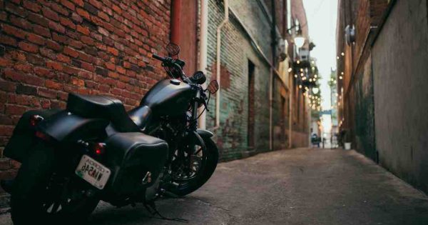 découvrez nos offres d'assurances pour moto 125, adaptées à votre besoin et votre budget. protégez-vous et votre véhicule avec des garanties complètes et un service client à votre écoute.