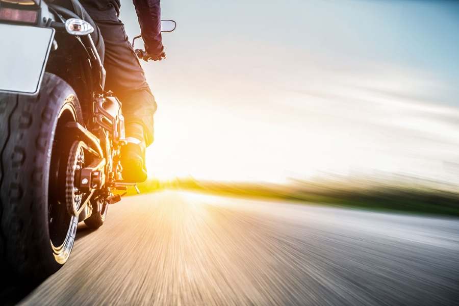 profitez de nos incroyables promotions sur les motos en avril et mai 2022 ! découvrez des remises exceptionnelles sur une large sélection de modèles. ne manquez pas cette occasion de rouler sur la moto de vos rêves à prix réduit !