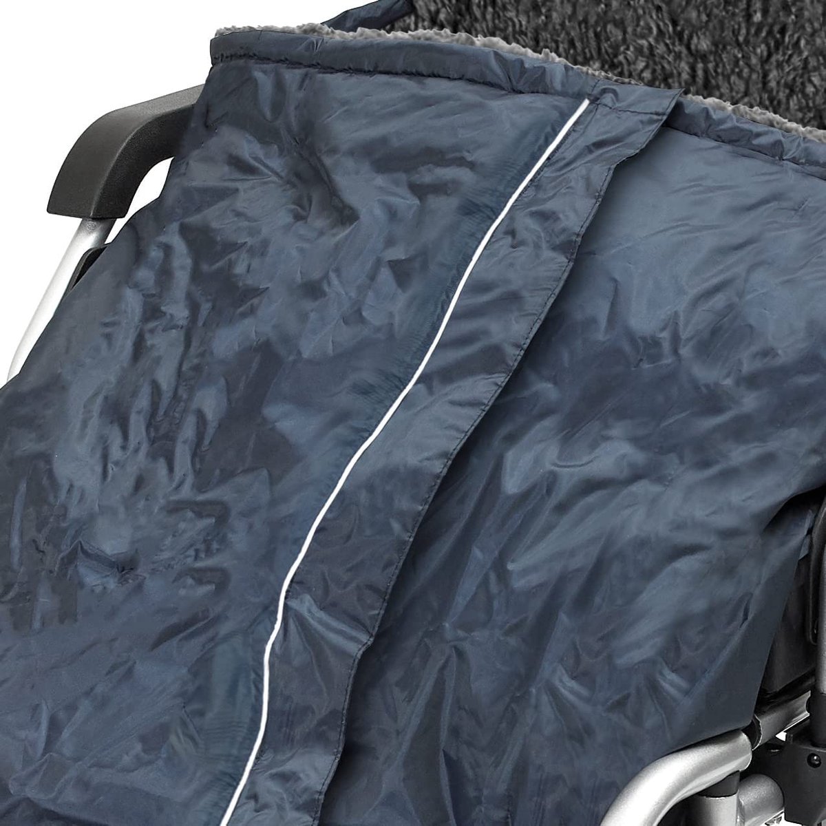 découvrez notre assurance dédiée aux fauteuils roulants, offrant une couverture complète pour protéger votre équipement indispensable. profitez de tranquillité d'esprit avec une protection adaptée à vos besoins spécifiques et bénéficiez d'un service client disponible pour répondre à toutes vos questions.