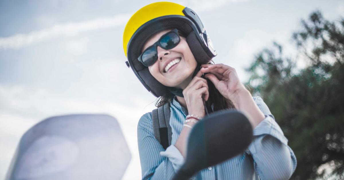 découvrez notre guide sur l'assurance cyclomoteur, qui vous aide à choisir la couverture adaptée à vos besoins. protégez votre véhicule tout en respectant la législation en vigueur et profitez de conseils pour une conduite sereine.