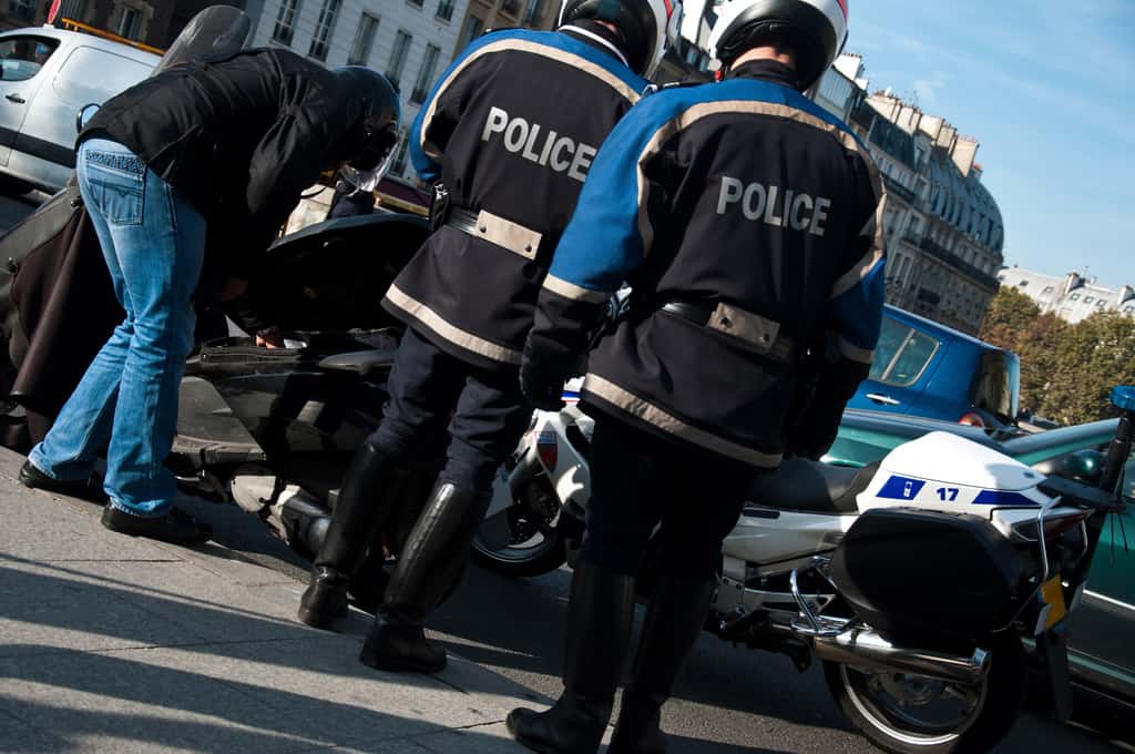 découvrez nos solutions d'assurances spécialement adaptées pour les scooters électriques. protégez votre véhicule tout en bénéficiant d'une couverture complète et d'un service client à votre écoute.