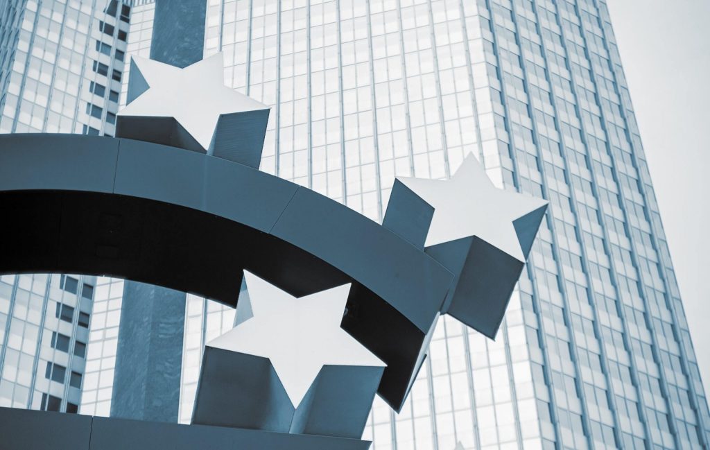 découvrez comment la bancassurance, en associant services bancaires et d'assurance, révolutionne votre expérience financière. profitez de conseils faciles d'accès par téléphone pour optimiser votre protection et vos investissements.