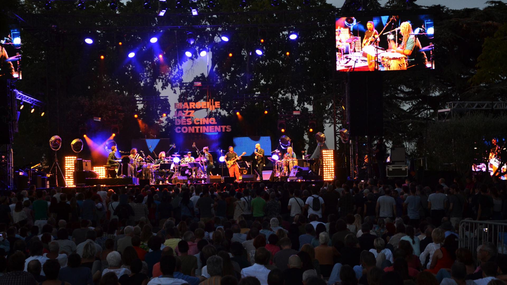 découvrez les événements incontournables du mois d'avril à marseille 13008 ! concerts, festivals, activités familiales et bien d'autres surprises vous attendent. ne manquez pas l'occasion de vivre des moments uniques dans cette magnifique ville !