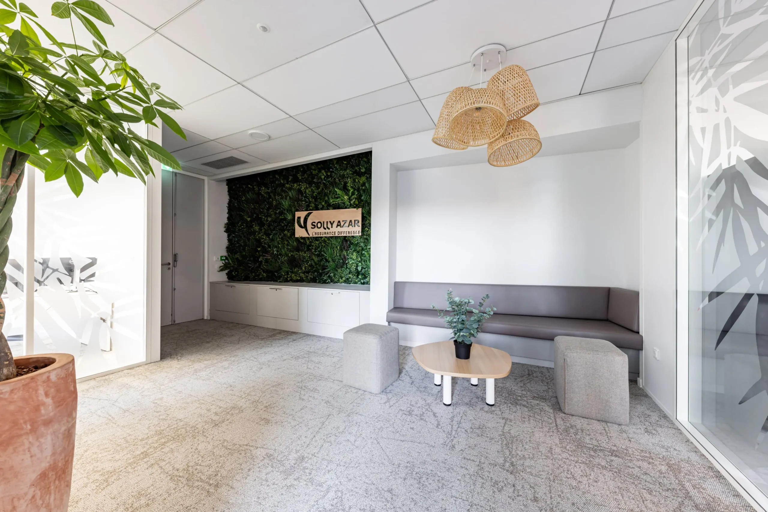 découvrez solly azar, un acteur immobilier de premier plan, spécialisé dans la vente et la gestion de biens immobiliers. profitez de son expertise pour réaliser vos projets immobiliers avec succès.