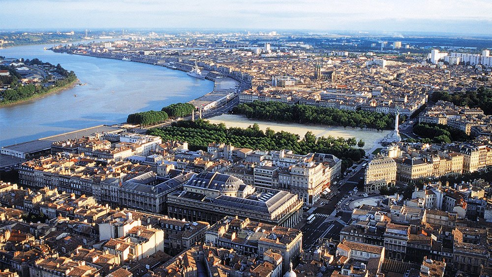 découvrez les meilleures options d'assurance à bordeaux pour protéger vos biens et votre avenir. comparez les offres et trouvez la couverture idéale pour vos besoins.