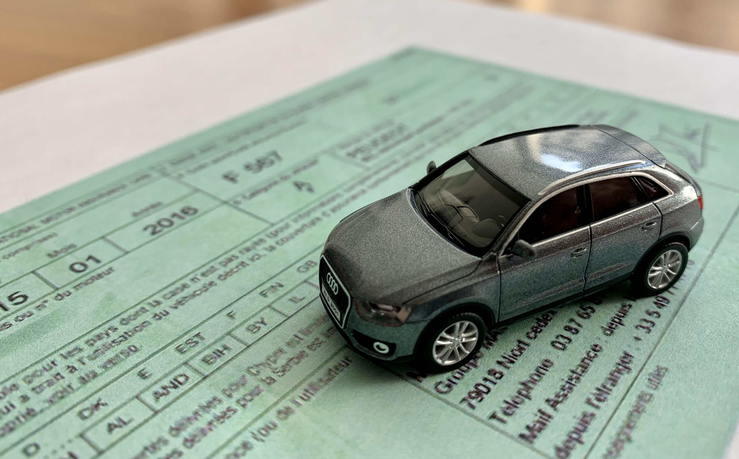 découvrez comment choisir l'assurance auto qui correspond parfaitement à vos besoins. comparez les offres, les garanties et les tarifs pour profiter d'une couverture optimale tout en maîtrisant votre budget.