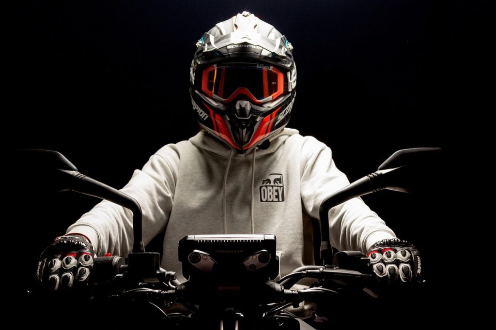 découvrez comment optimiser la gestion de votre moto au mois d'avril avec des astuces pratiques, des conseils d'entretien et des recommandations pour une conduite sécurisée. profitez pleinement de votre expérience de pilotage tout en garantissant la performance de votre deux-roues.