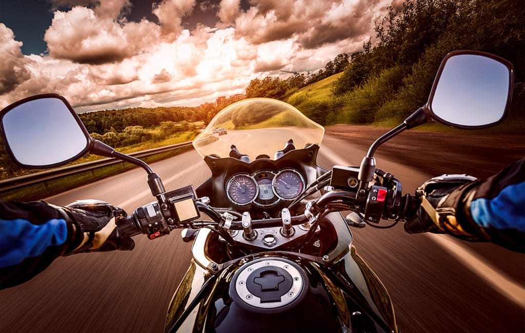 découvrez nos solutions d'assurance auto et moto adaptées à vos besoins. protégez votre véhicule avec des garanties complètes et des tarifs compétitifs. comparez nos offres et bénéficiez d'une couverture optimale pour circuler en toute sérénité.