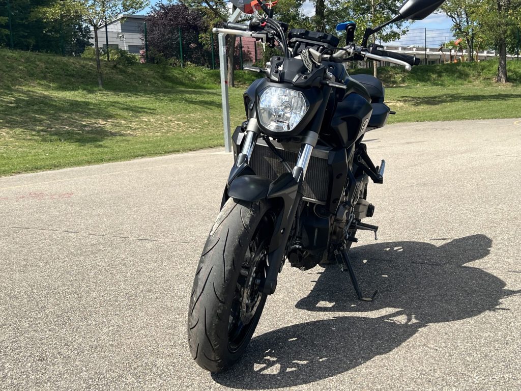découvrez l'assurance idéale pour votre yamaha mt-07 a2. protégez votre moto avec des offres adaptées à vos besoins, alliant sécurité et sérénité sur la route. comparez les tarifs et choisissez l'assurance qui vous convient le mieux.