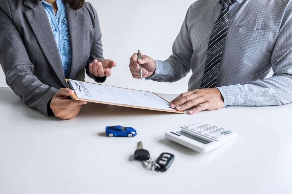 découvrez notre guide complet sur la comparaison des assurances auto. trouvez les meilleures offres, comparez les garanties et les tarifs pour faire le choix qui vous convient le mieux. protégez votre véhicule tout en économisant avec nos conseils pratiques.