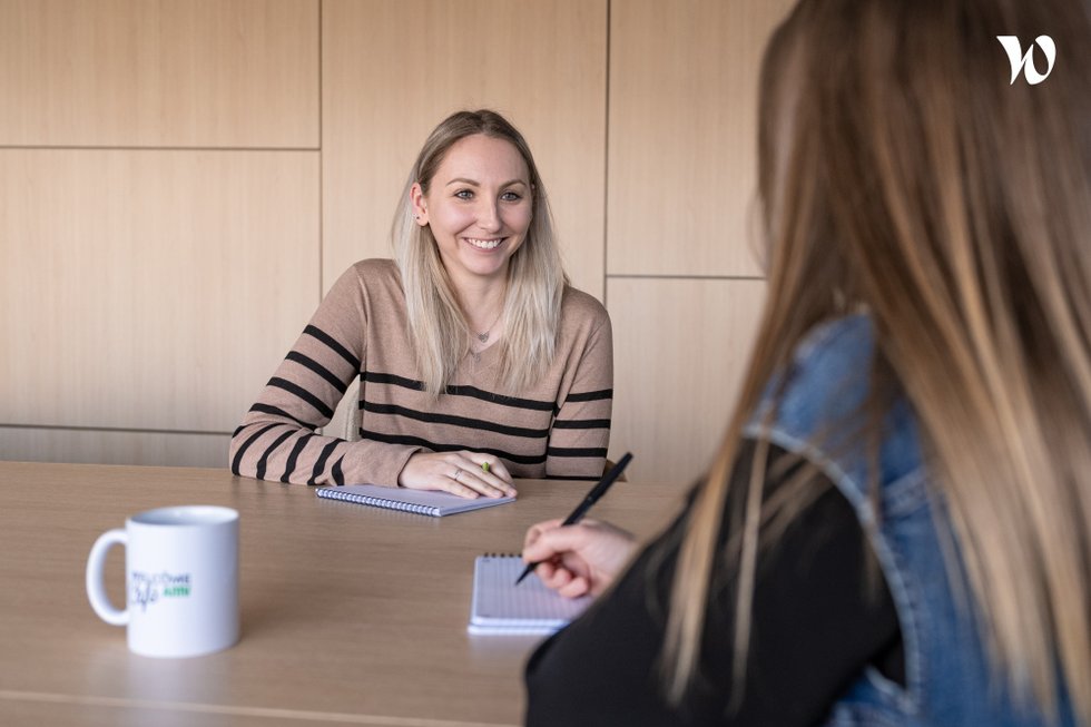 découvrez amv assurance à bordeaux, votre partenaire de confiance pour des solutions d'assurance adaptées à vos besoins. profitez de conseils personnalisés et de services de qualité pour protéger vos biens et votre avenir.