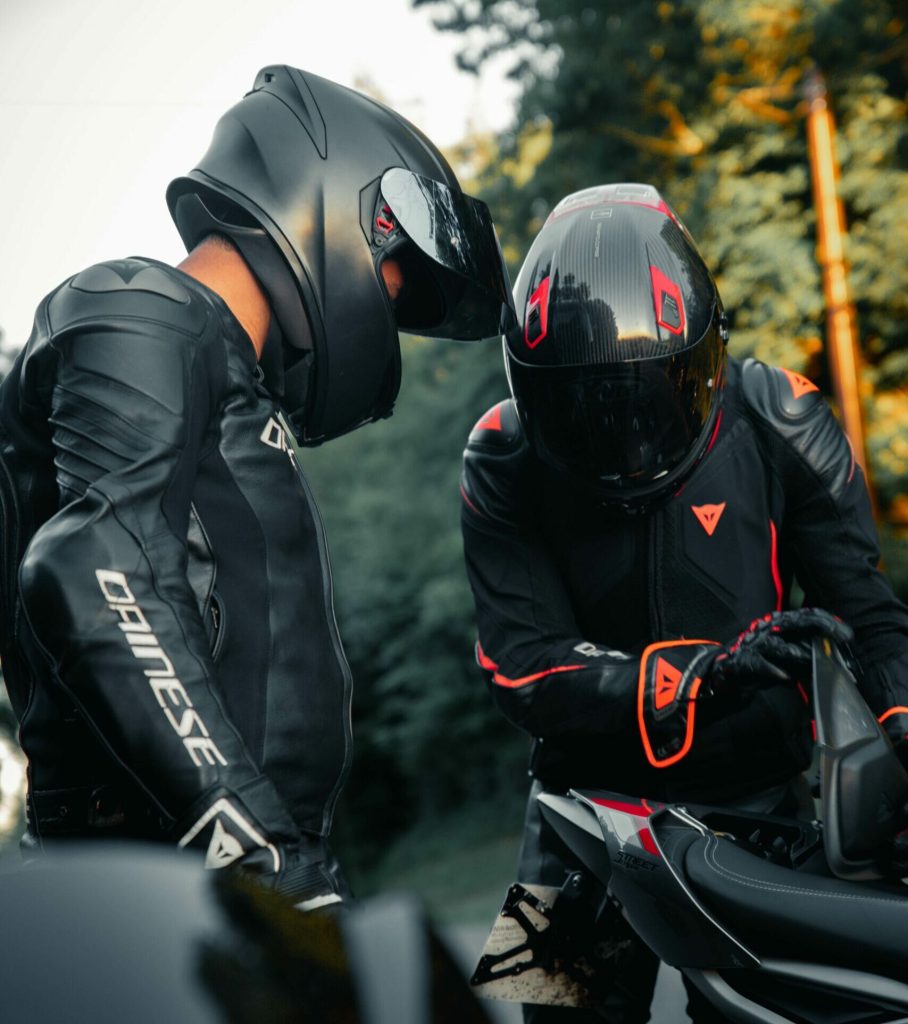 découvrez notre assurance moto kilométrique, adaptée à vos besoins de protection sur la route. bénéficiez d'une couverture sur-mesure en fonction de vos trajets, tout en réalisant des économies sur vos primes d'assurance. protégez votre moto et conduisez en toute sérénité !