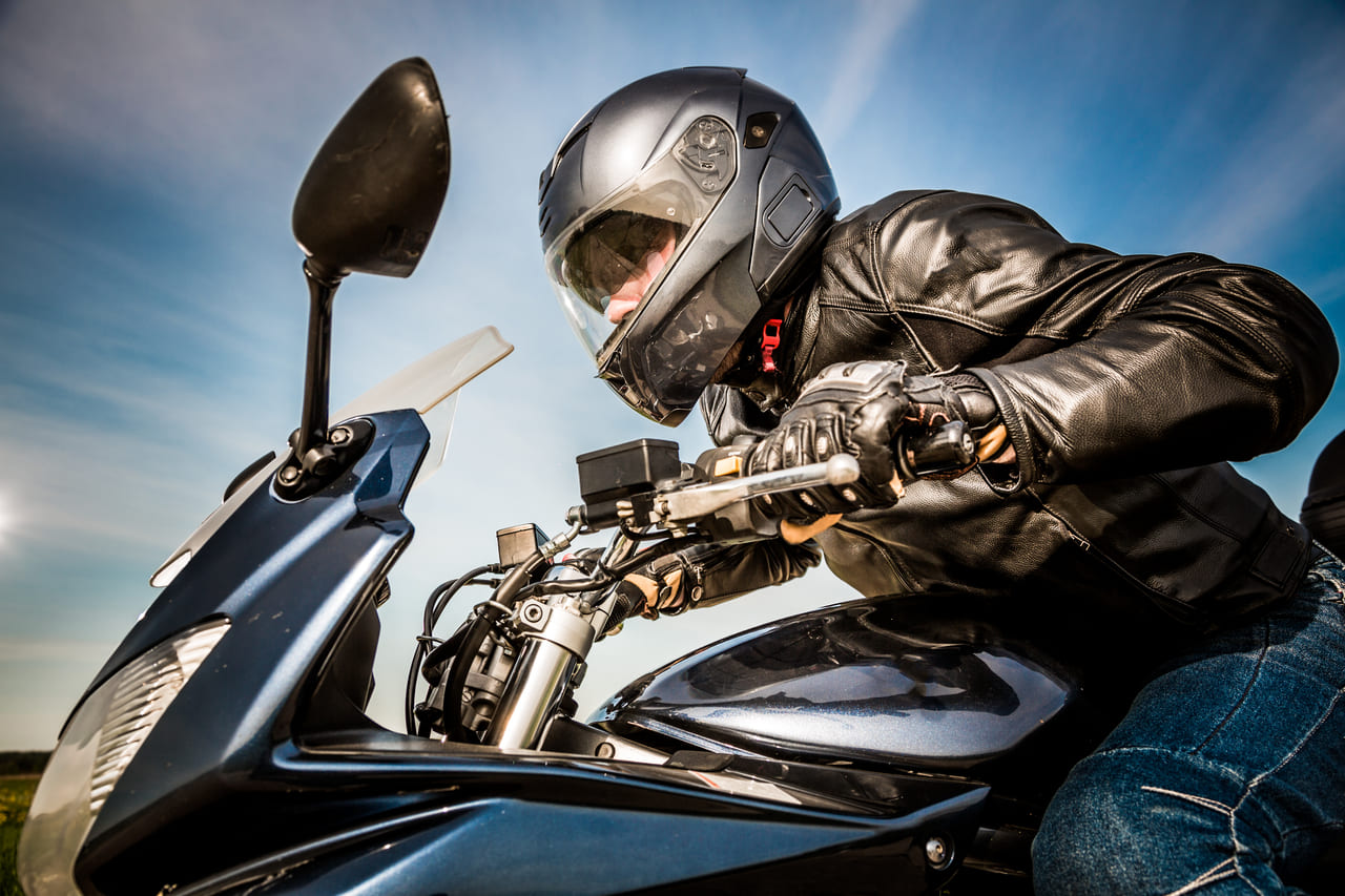 découvrez notre assurance moto sans permis, conçue pour les conducteurs souhaitant rouler en toute sérénité. profitez d'une couverture adaptée à vos besoins, même sans avoir obtenu de permis de conduire. assurance abordable et souple, idéale pour les passionnés de deux-roues.