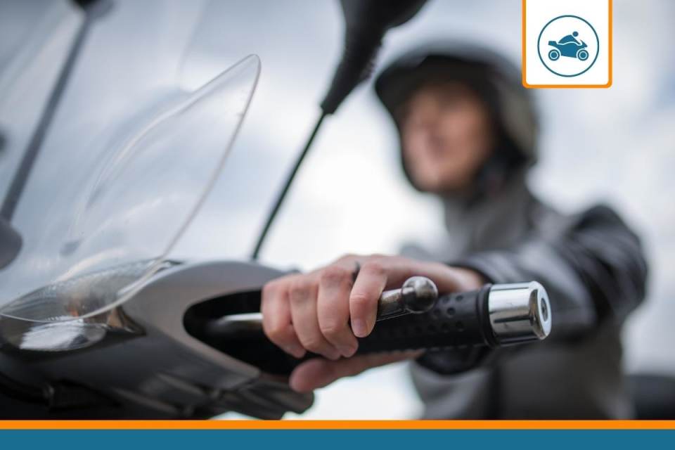 découvrez l'assurance scooter generali, une couverture adaptée à vos besoins pour circuler en toute sérénité. profitez d'un service client premium, de garanties personnalisables et d'une protection optimale pour votre deux-roues. rejoignez-nous pour une expérience d'assurance simple et efficace.