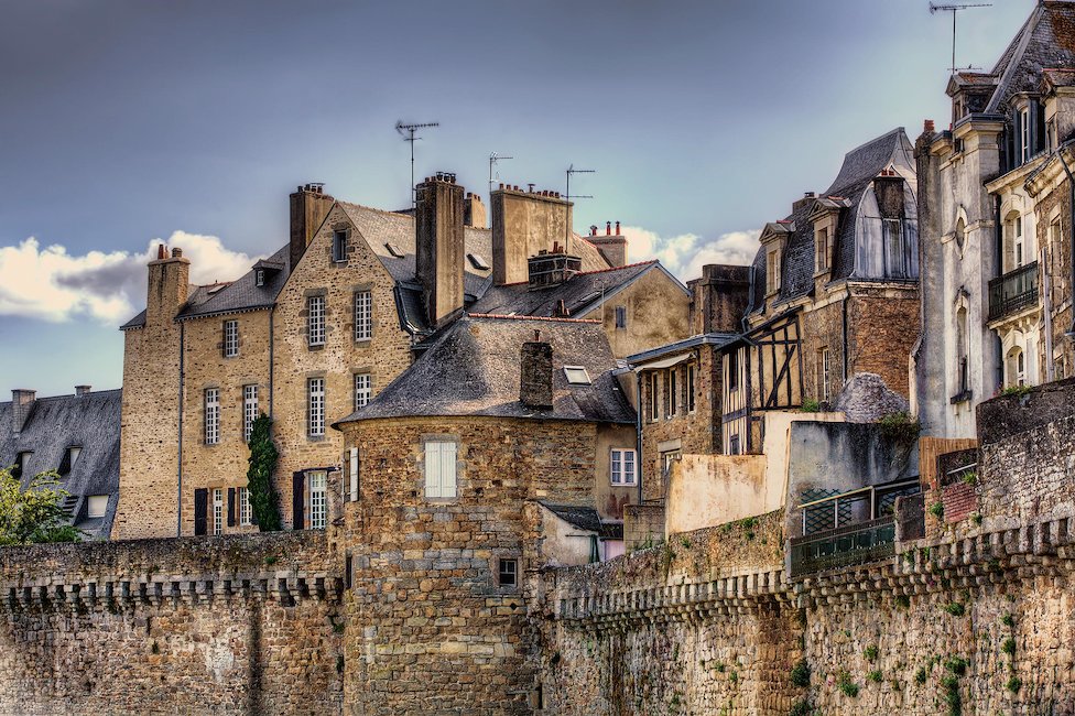 découvrez les meilleures options d'assurances à vannes pour protéger vos biens et votre famille. comparez les offres adaptées à vos besoins et bénéficiez de conseils d'experts pour un choix éclairé.