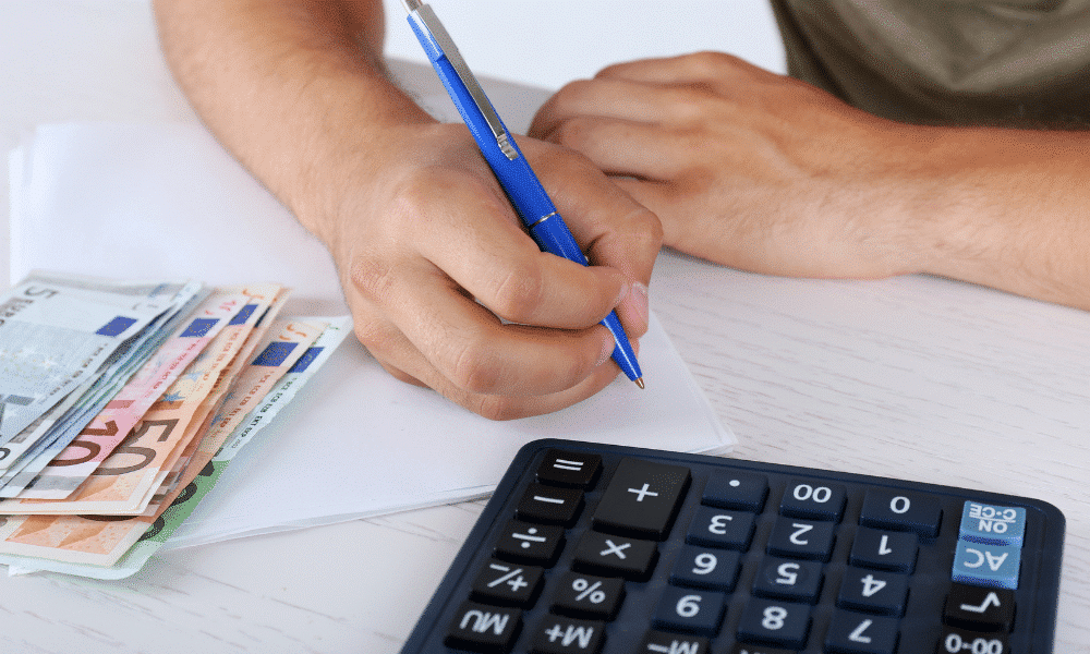 découvrez notre comparateur d'assurance voiture pour trouver la meilleure couverture au meilleur prix. comparez les offres des principaux assureurs et choisissez la formule qui correspond parfaitement à vos besoins et budget. faites des économies sur votre assurance automobile dès aujourd'hui !