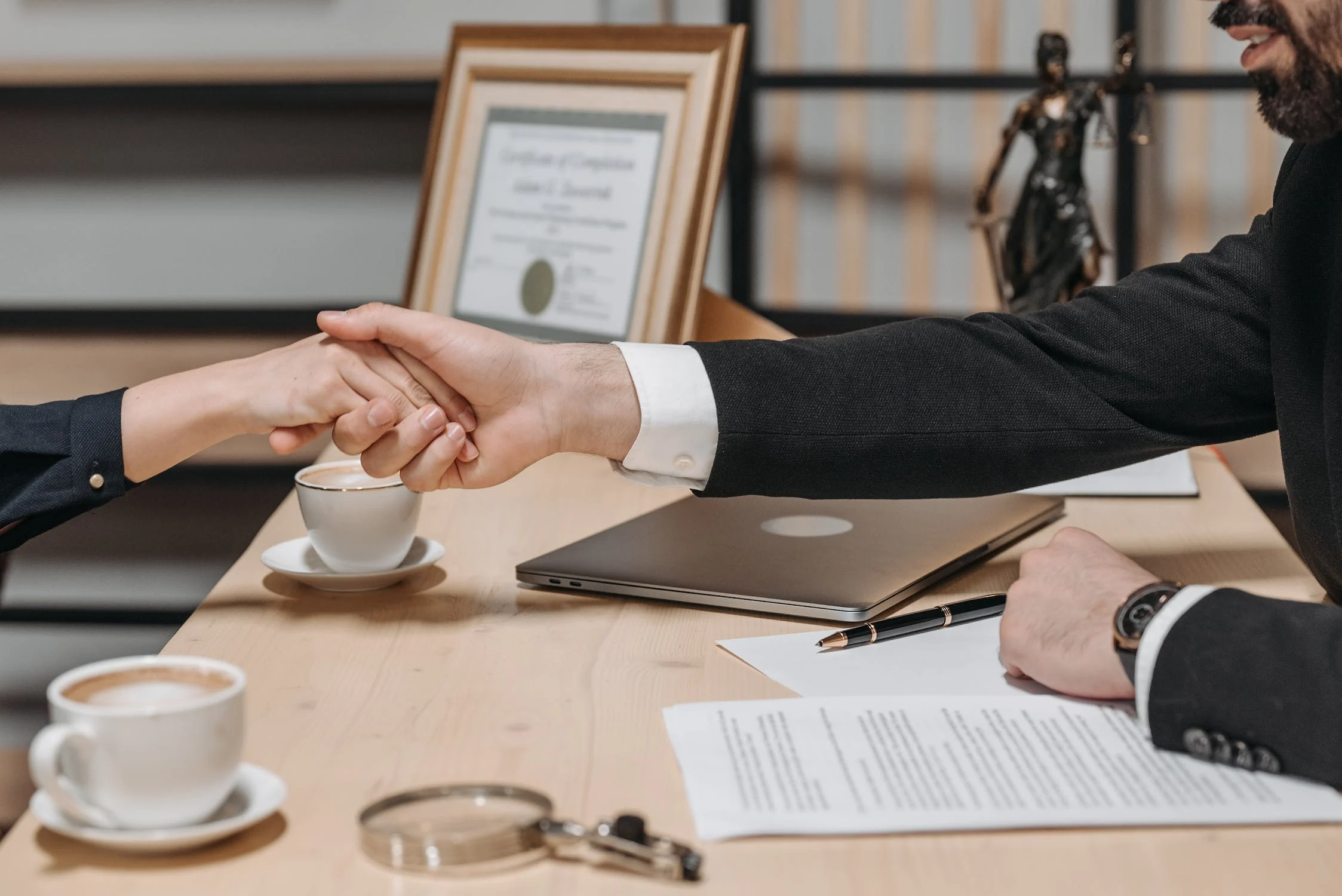 découvrez comment renforcer l'engagement de vos clients grâce à des stratégies efficaces et personnalisées. augmentez leur fidélité et transformez chaque interaction en une opportunité de croissance.