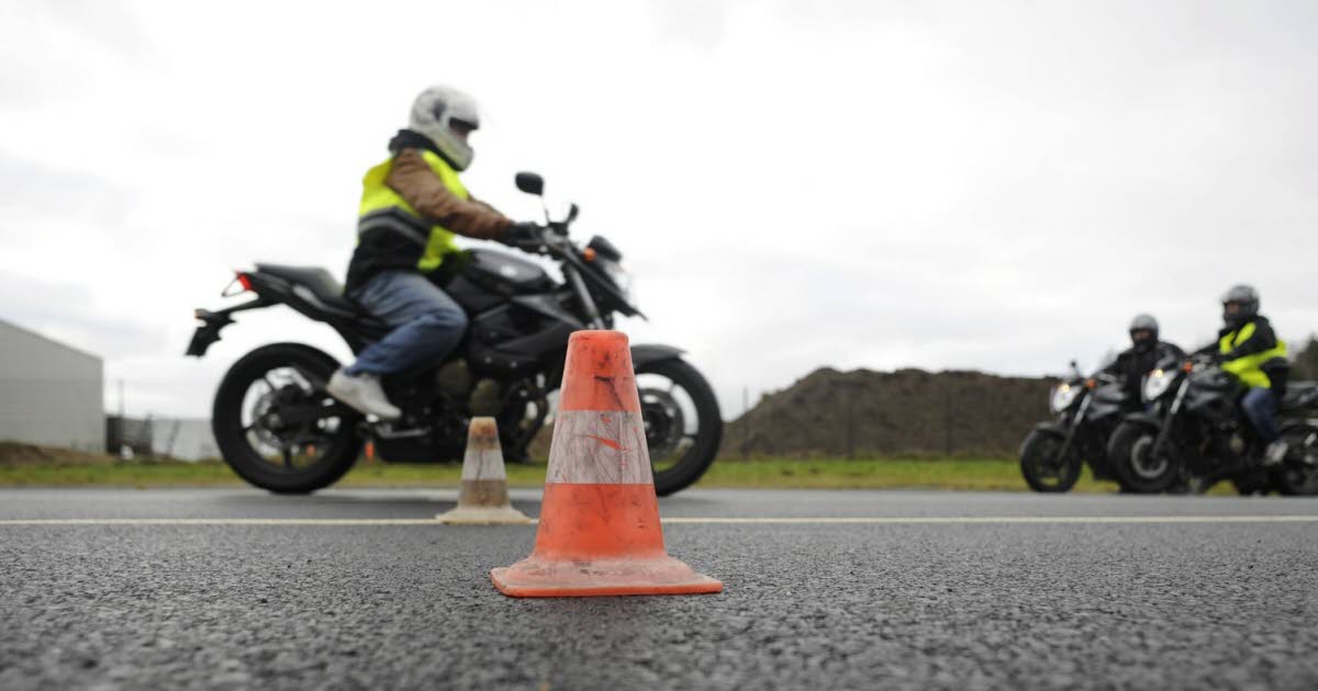 découvrez des conseils pratiques pour sécuriser vos trajets à moto. apprenez à protéger votre sécurité et celle des autres sur la route grâce à des techniques de conduite avisées, un équipement adapté et une préparation adéquate.