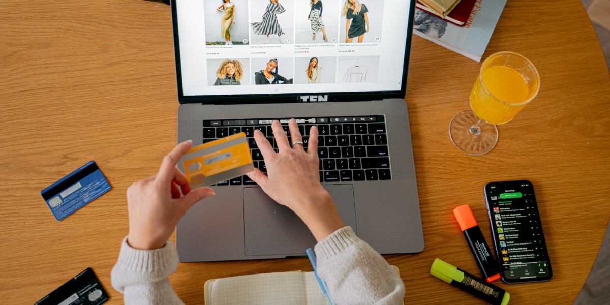 découvrez notre comparateur d'assurance pour trouver la meilleure couverture adaptée à vos besoins. comparez les offres des principaux assureurs en quelques clics et économisez sur votre prime d'assurance tout en bénéficiant d'une protection optimale.